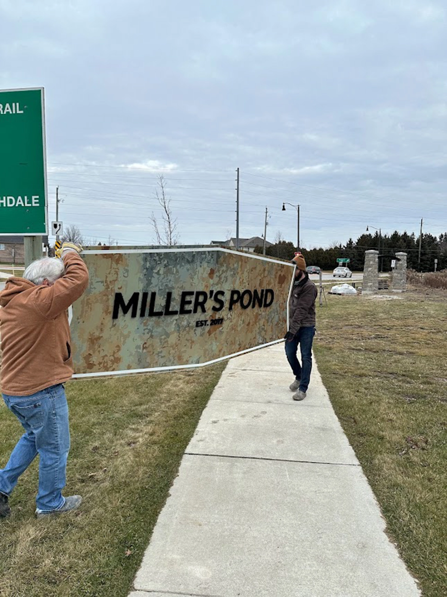 Miller's Pond | Doug Tarry Homes Signage by McBain Signs